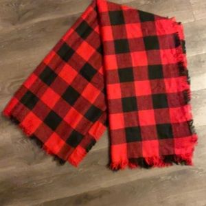 Checkered scarf